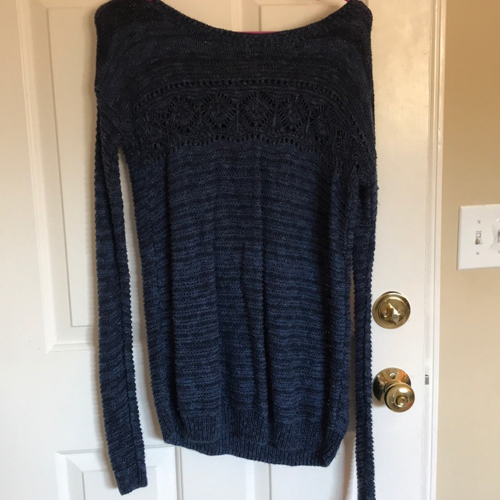 Hollister XS/S navy sweater